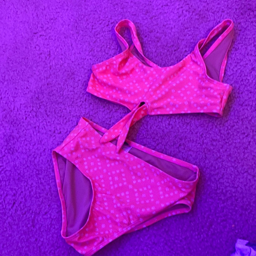 2 piece bathing suit